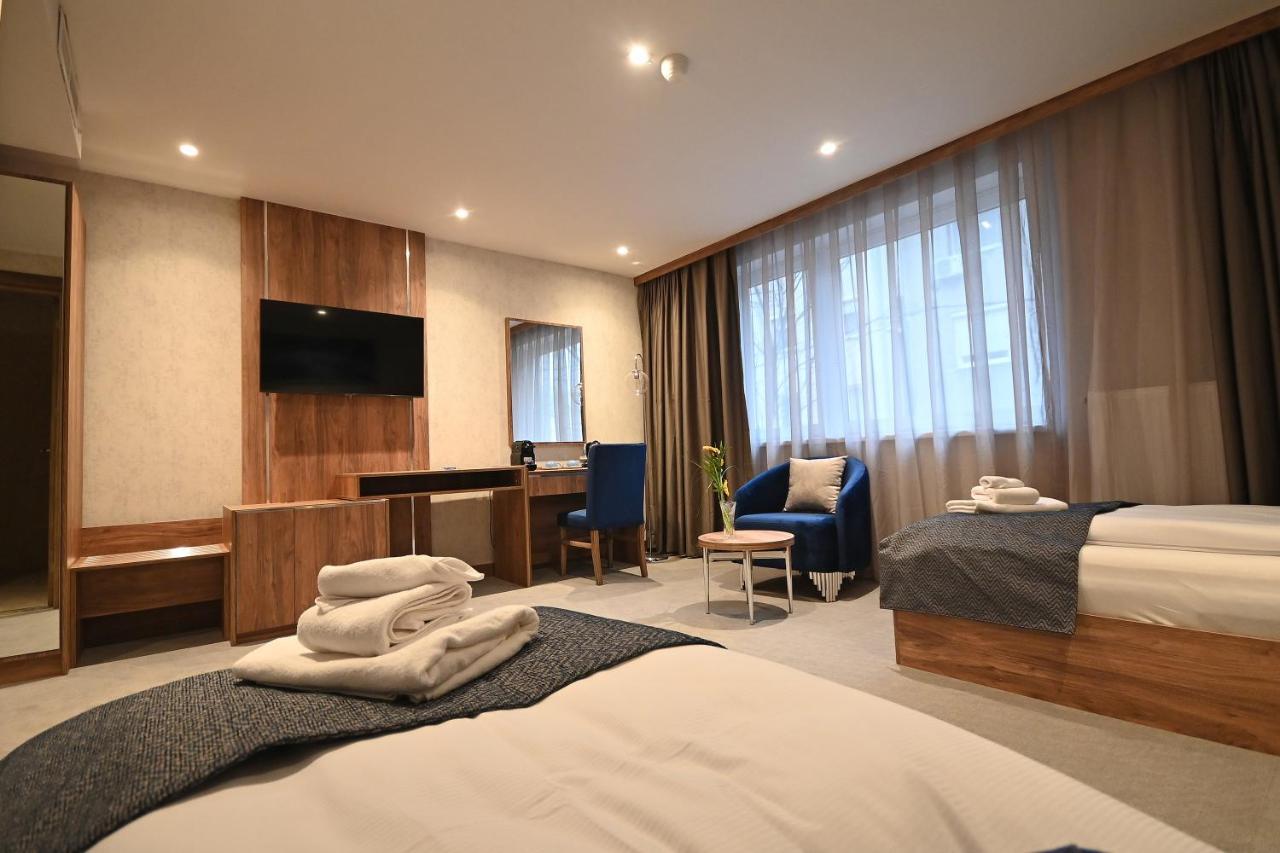 Hotel Foldana Будапеща Екстериор снимка