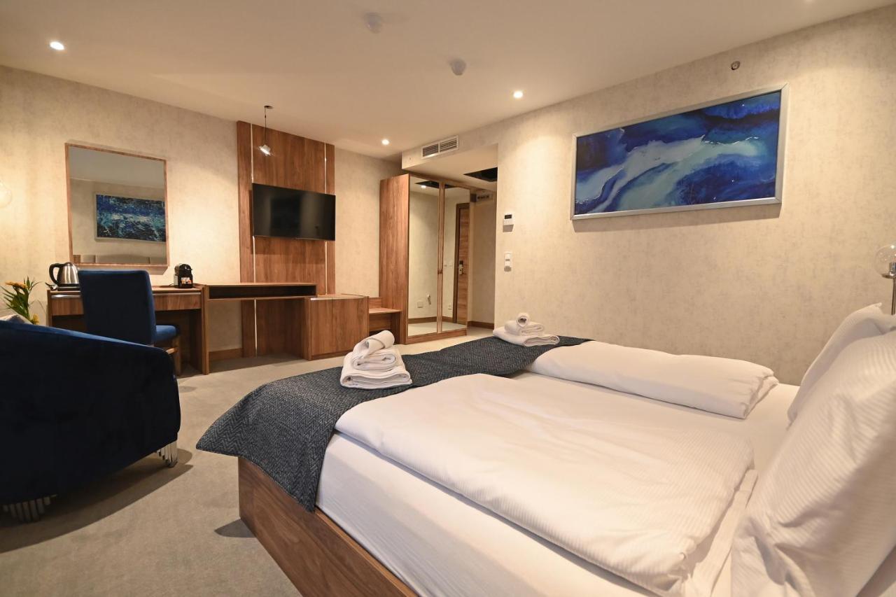 Hotel Foldana Будапеща Екстериор снимка