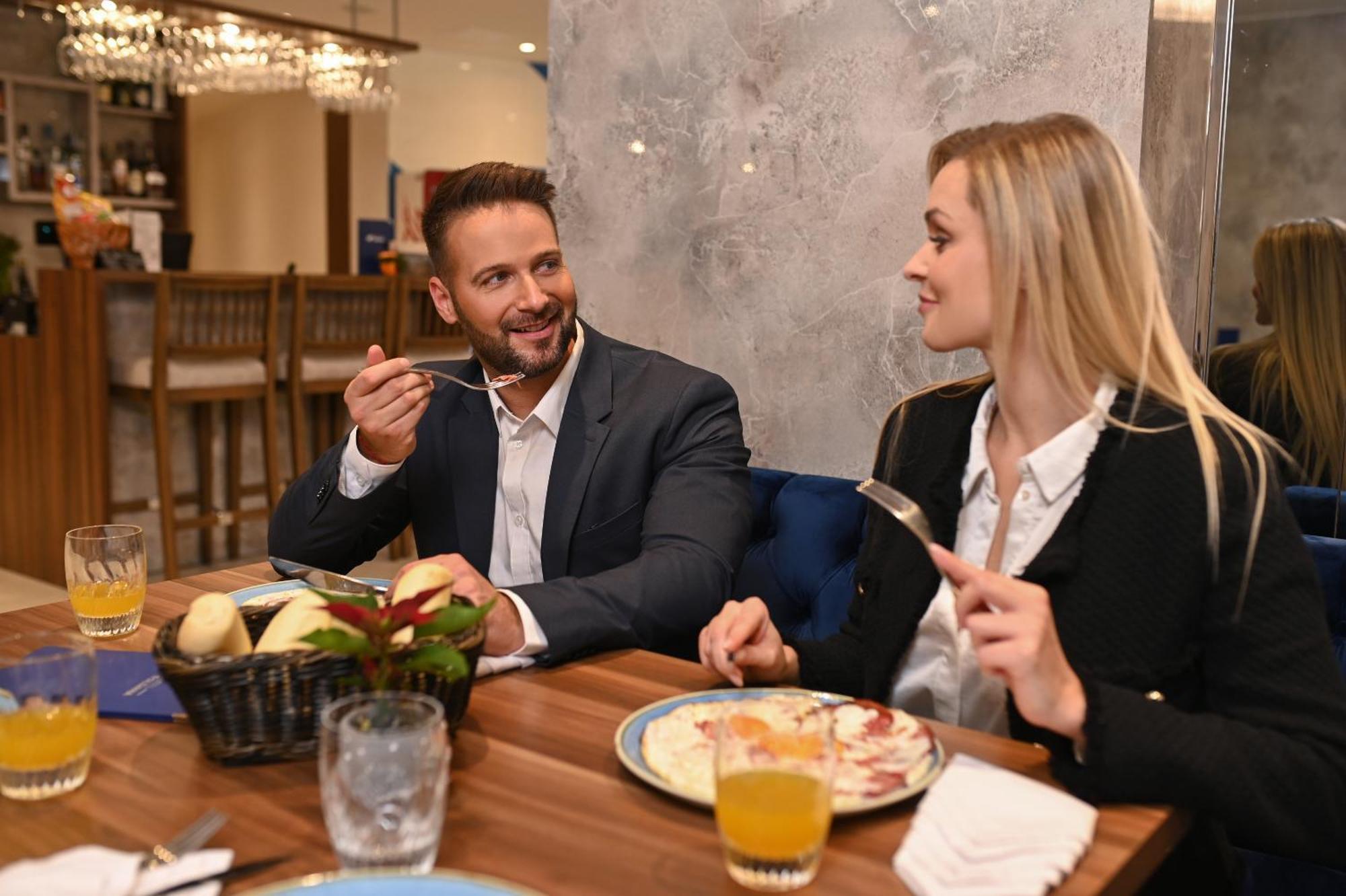 Hotel Foldana Будапеща Екстериор снимка
